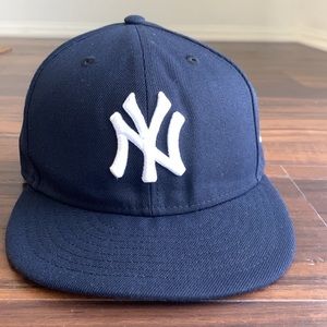 NEW YORK YANKEES Authentic Collection 59FIFTY Fitted Cap.